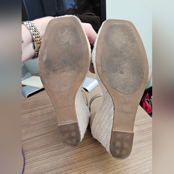 Steve Madden Rhinestone Submit Wedge Sandal - Picture 10 of 11